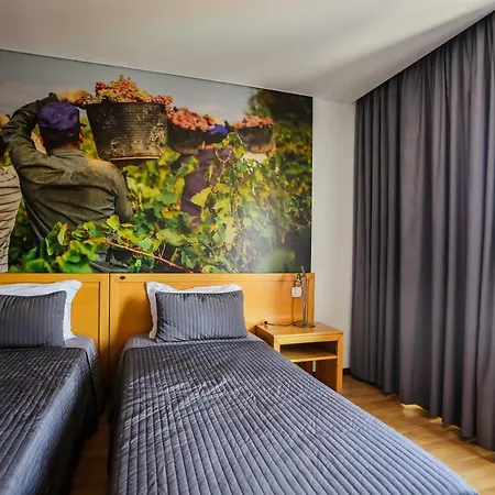 Burguezia Do Leitao Hotel Casal Comba